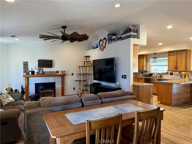 14868 Orange, Hesperia, CA 92345