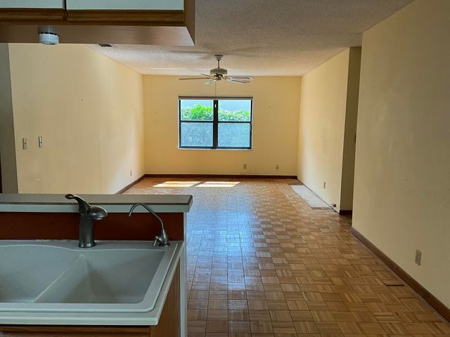 6114 Woodbury Road, Boca Raton, FL 33433