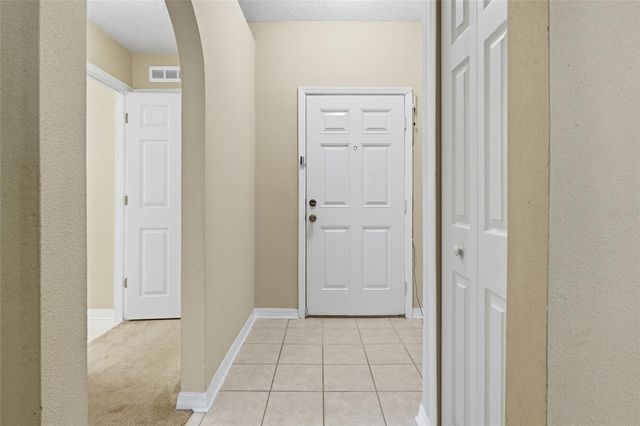 2120 NICOLLETT WAY, Leesburg, FL 34748