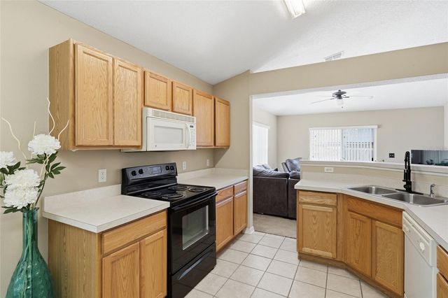 2120 NICOLLETT WAY, Leesburg, FL 34748