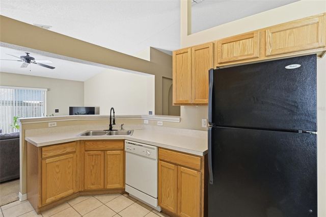 2120 NICOLLETT WAY, Leesburg, FL 34748