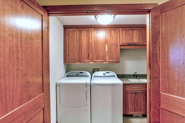 1070 Grandview Court NE 406, Columbia Heights, MN 55421