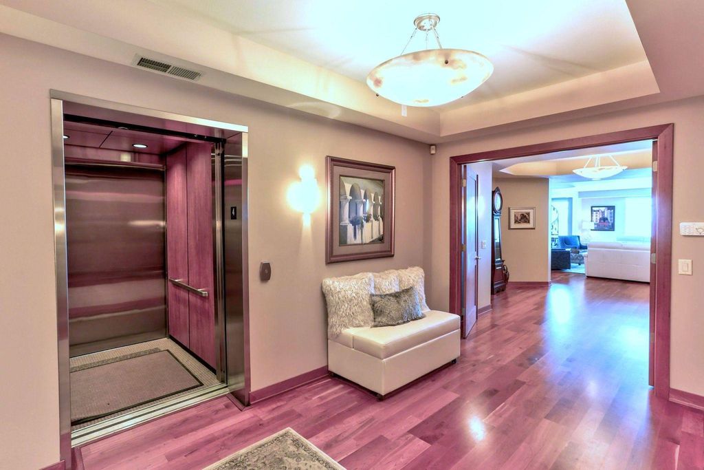 1070 Grandview Court NE 406, Columbia Heights, MN 55421 — photo 2