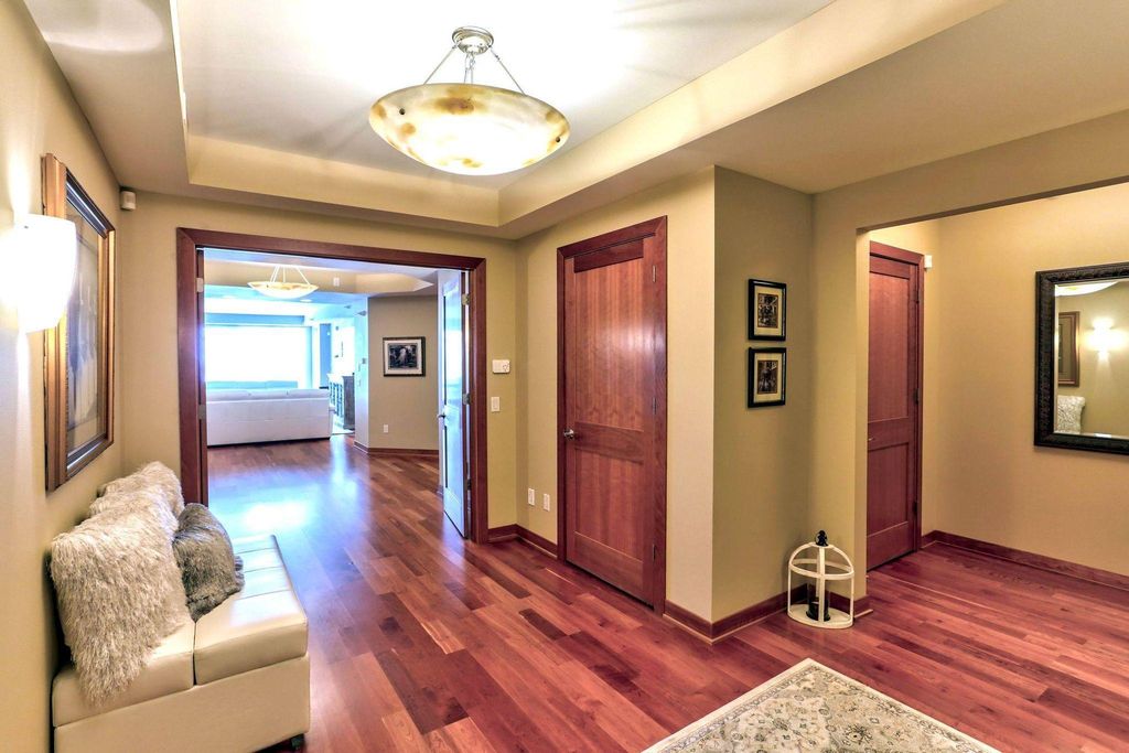 1070 Grandview Court NE 406, Columbia Heights, MN 55421 — photo 4