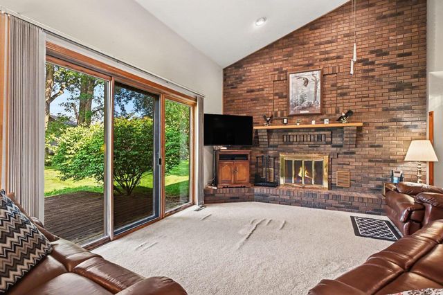 3815 Bent Oak Trail, Elkhart, IN 46517