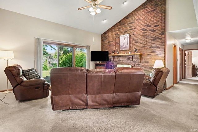 3815 Bent Oak Trail, Elkhart, IN 46517