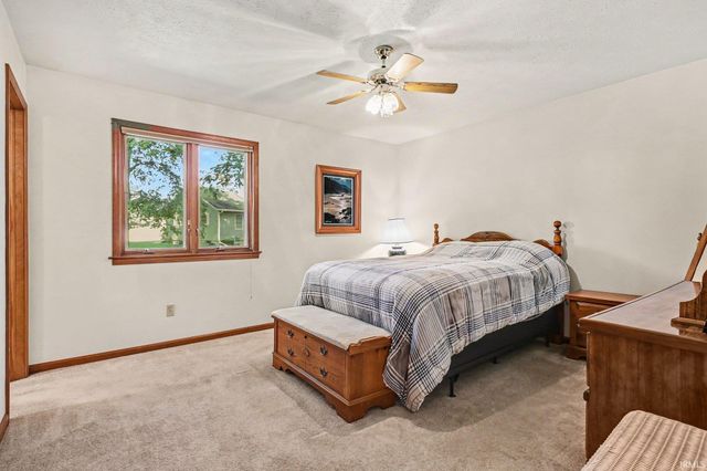 3815 Bent Oak Trail, Elkhart, IN 46517