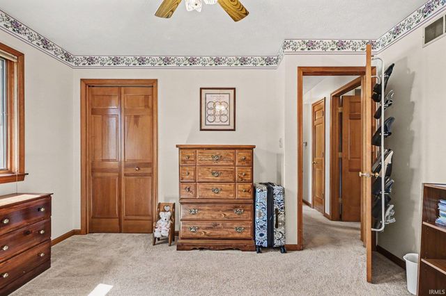 3815 Bent Oak Trail, Elkhart, IN 46517