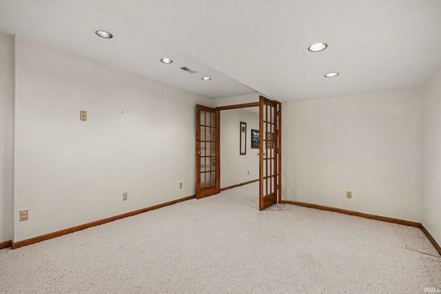 3815 Bent Oak Trail, Elkhart, IN 46517