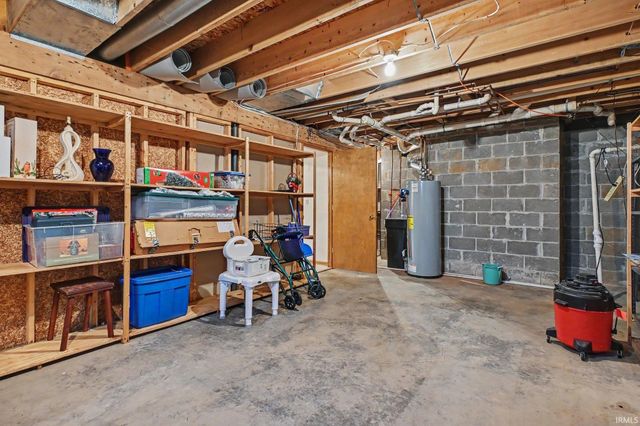 3815 Bent Oak Trail, Elkhart, IN 46517