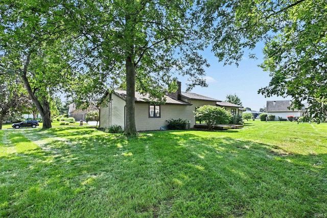 3815 Bent Oak Trail, Elkhart, IN 46517