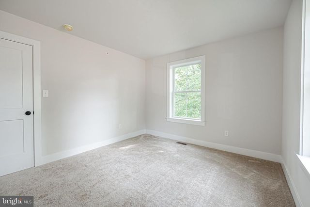 518 E SOUTH ST, Kennett Square, PA 19348