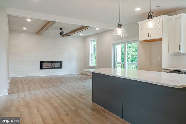518 E SOUTH ST, Kennett Square, PA 19348