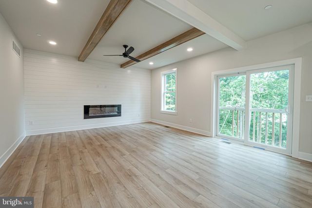 518 E SOUTH ST, Kennett Square, PA 19348