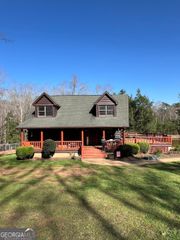 1032 White Owl Dr., Elberton, GA 30635