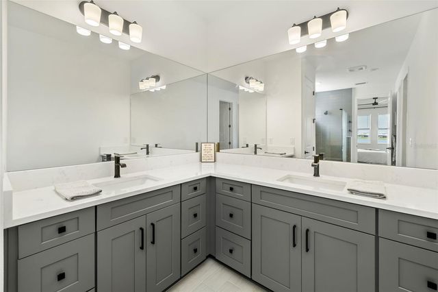 17237 SAVORY MIST CIRCLE, Bradenton, FL 34211