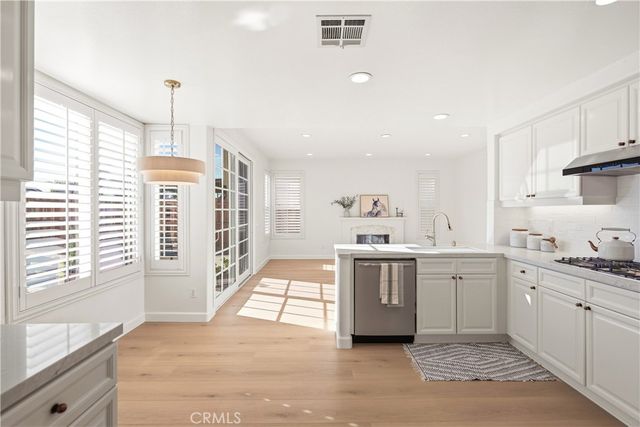 1394 La Culebra Circle, Camarillo, CA 93012