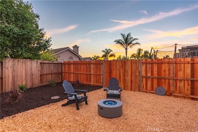 1394 La Culebra Circle, Camarillo, CA 93012