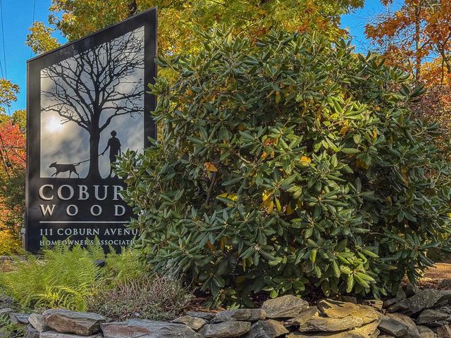 189 Coburn Woods Drive, Nashua, NH 03063