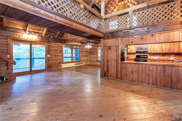 168 Burnt Mountain Cove Road, Jasper, GA 30143