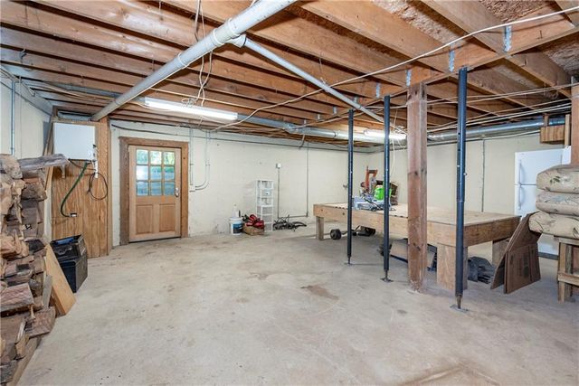 168 Burnt Mountain Cove Road, Jasper, GA 30143