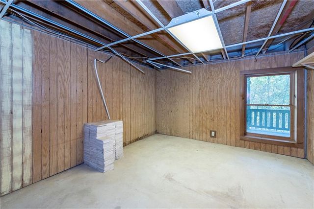 168 Burnt Mountain Cove Road, Jasper, GA 30143