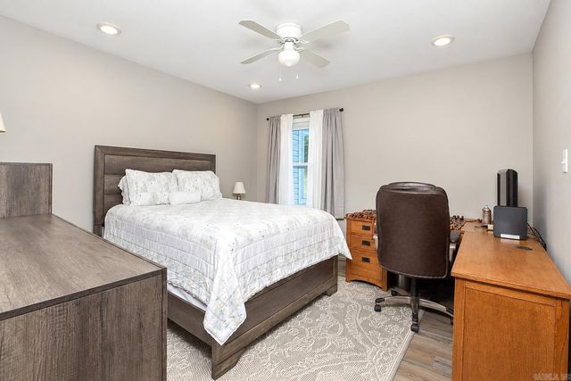 215 Pin Oak Drive, Cabot, AR 72023