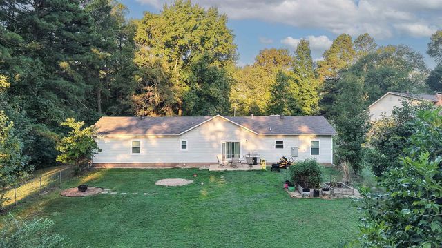 215 Pin Oak Drive, Cabot, AR 72023