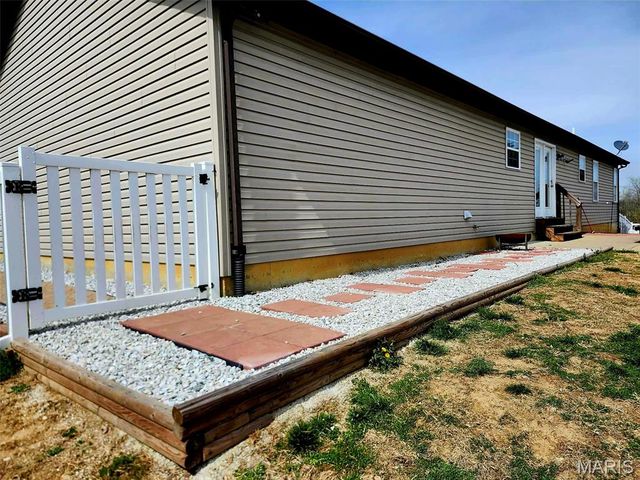 210 Creekwood Boulevard, Troy, MO 63379