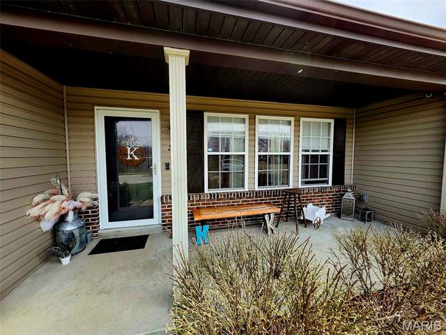 210 Creekwood Boulevard, Troy, MO 63379