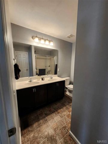 210 Creekwood Boulevard, Troy, MO 63379