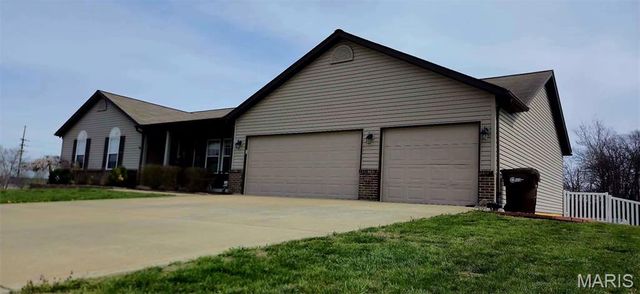 210 Creekwood Boulevard, Troy, MO 63379