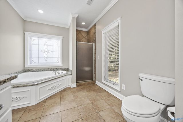 53 Slaten Drive, Hartselle, AL 35640