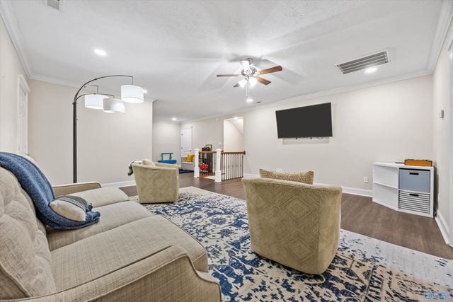 53 Slaten Drive, Hartselle, AL 35640