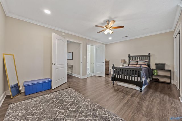 53 Slaten Drive, Hartselle, AL 35640