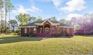 53 Slaten Drive, Hartselle, AL 35640