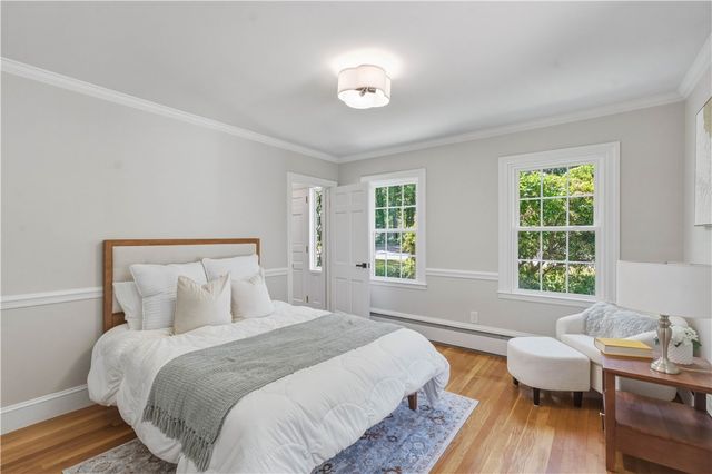 3 Sundale Road, Cranston, RI 02921