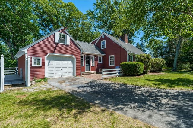 3 Sundale Road, Cranston, RI 02921