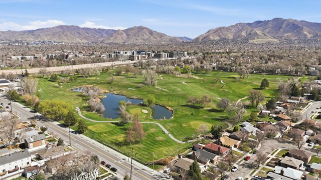 2434 S 900 E, Salt Lake City, UT 84106