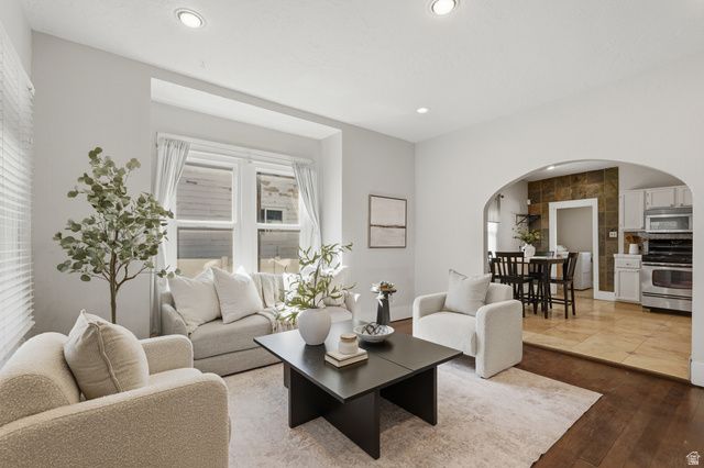 2434 S 900 E, Salt Lake City, UT 84106