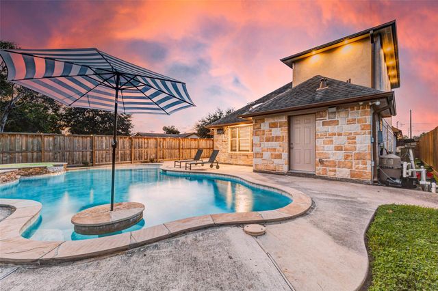 402 Avenue H, South Houston, TX 77587