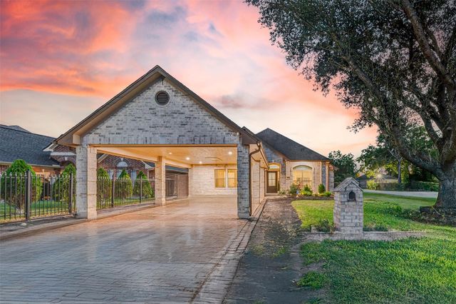 402 Avenue H, South Houston, TX 77587