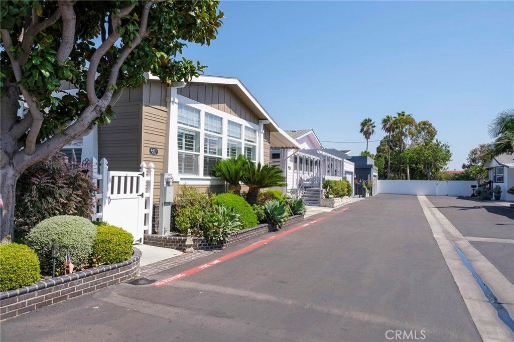 4411 Waimea, Huntington Beach, CA 92649 — photo 2