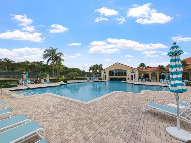 5058 Glenville Drive, Boynton Beach, FL 33437