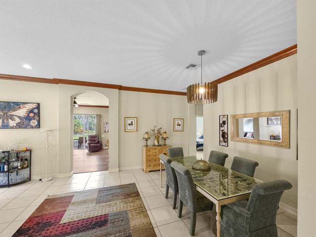 5058 Glenville Drive, Boynton Beach, FL 33437