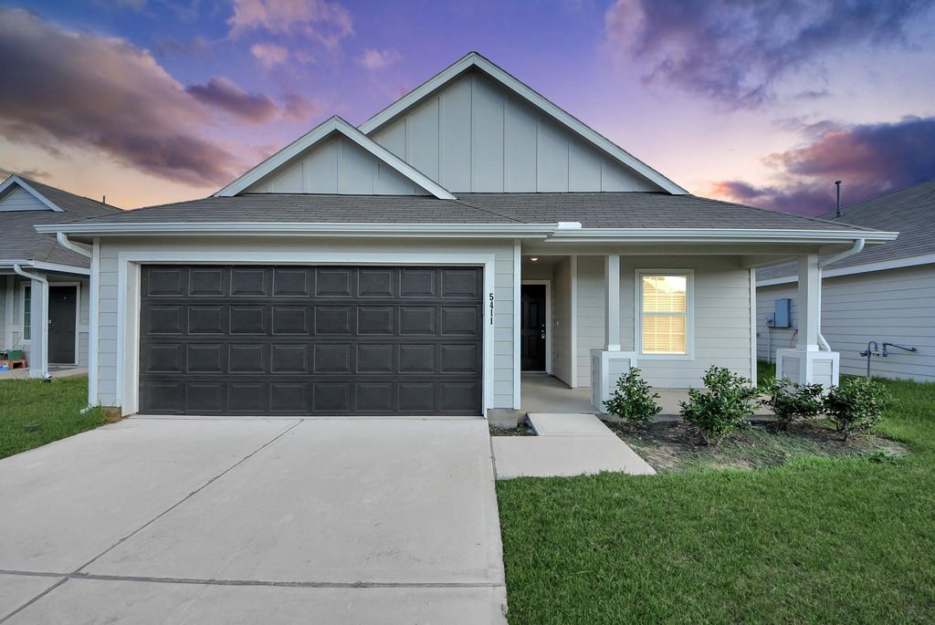 5411 Briana Dee Drive, Rosharon, TX 77583