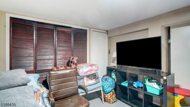 836 Livingston Rd, Elizabeth City, NJ 07208