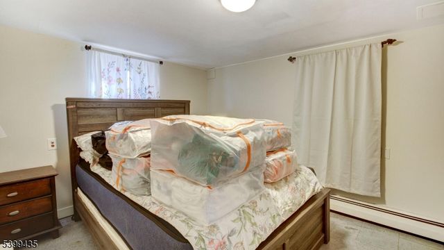 836 Livingston Rd, Elizabeth City, NJ 07208