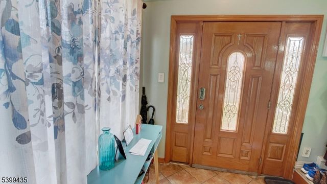 836 Livingston Rd, Elizabeth City, NJ 07208