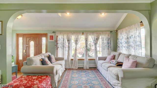 836 Livingston Rd, Elizabeth City, NJ 07208